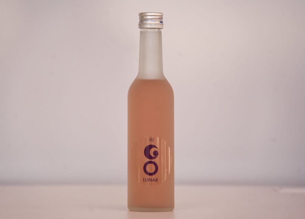 ブランド米魚沼産コシヒカリを用いた食用米純米大吟醸「GO LUNAR